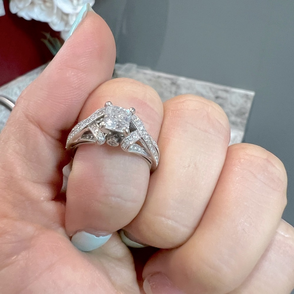 Diamond beautiful ring!💍 - Picture 6 of 7
